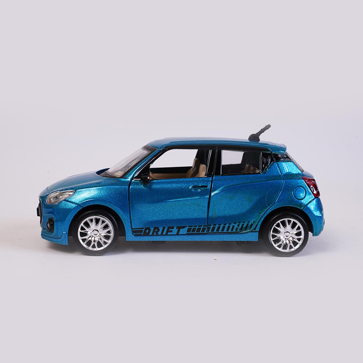 UK-0956 Drift Car Front Doors Openable Pull Back Action Toy Car