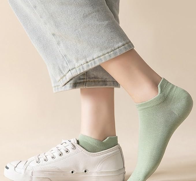 UK-0134 Socks for Men and Women Soft and Comfortable Ankle Socks for Everyday wear free size (Multi design)