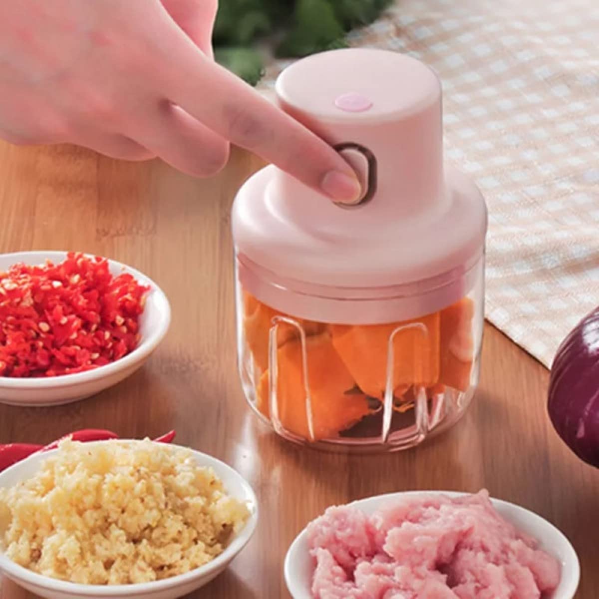 UK-0552 Electric Mini Garlic Chopper 250ML, Portable Mini Food Chopper with USB Charging