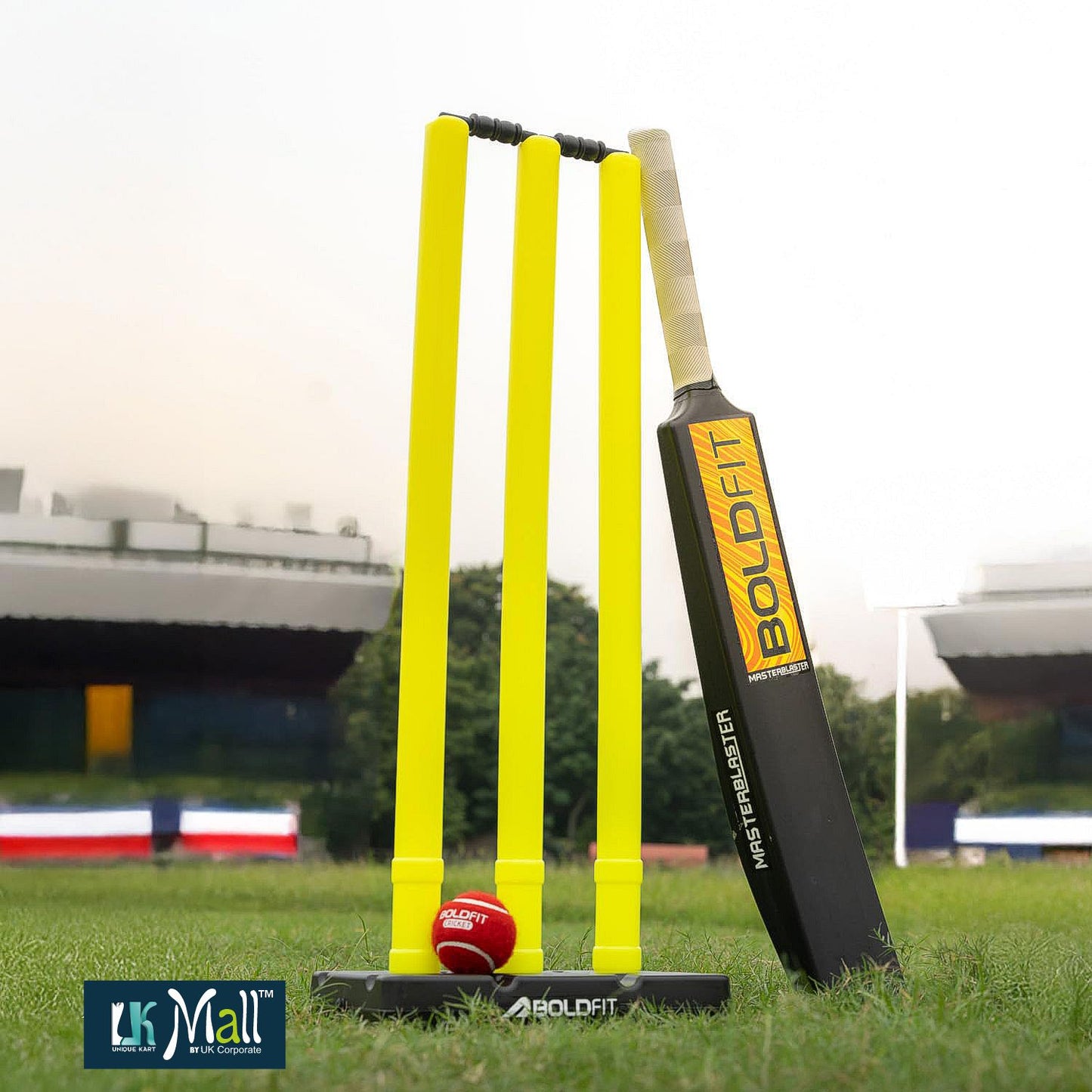 UK-0815 Cricket Bat Lightweight Fiber Bat Hard Plastic Bat Tournament Plastic Cricket Bat Standard Size Cricket Bats for Adults Fiber Bat