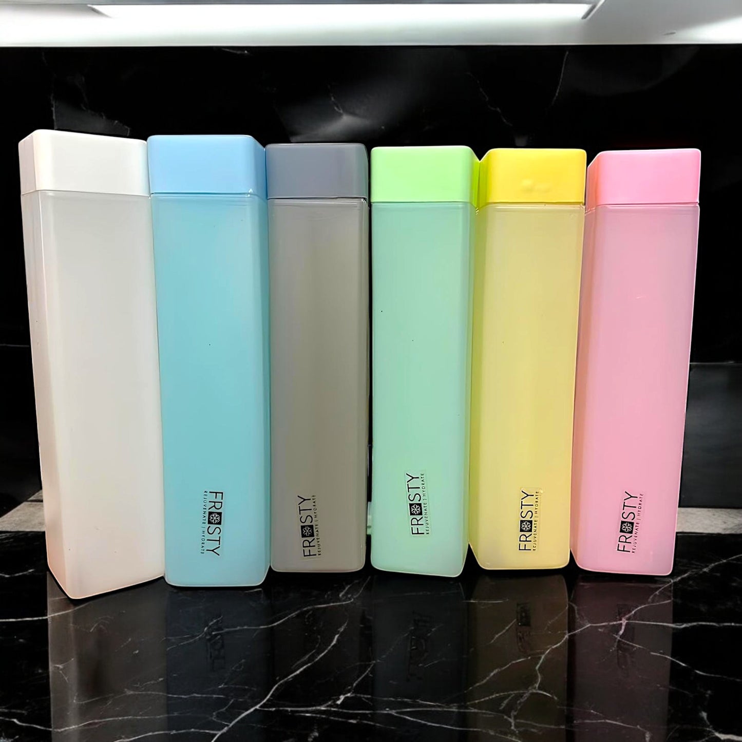 UK-0261 Square Water Bottle Gift Set (6 pieces) (Multicolour)