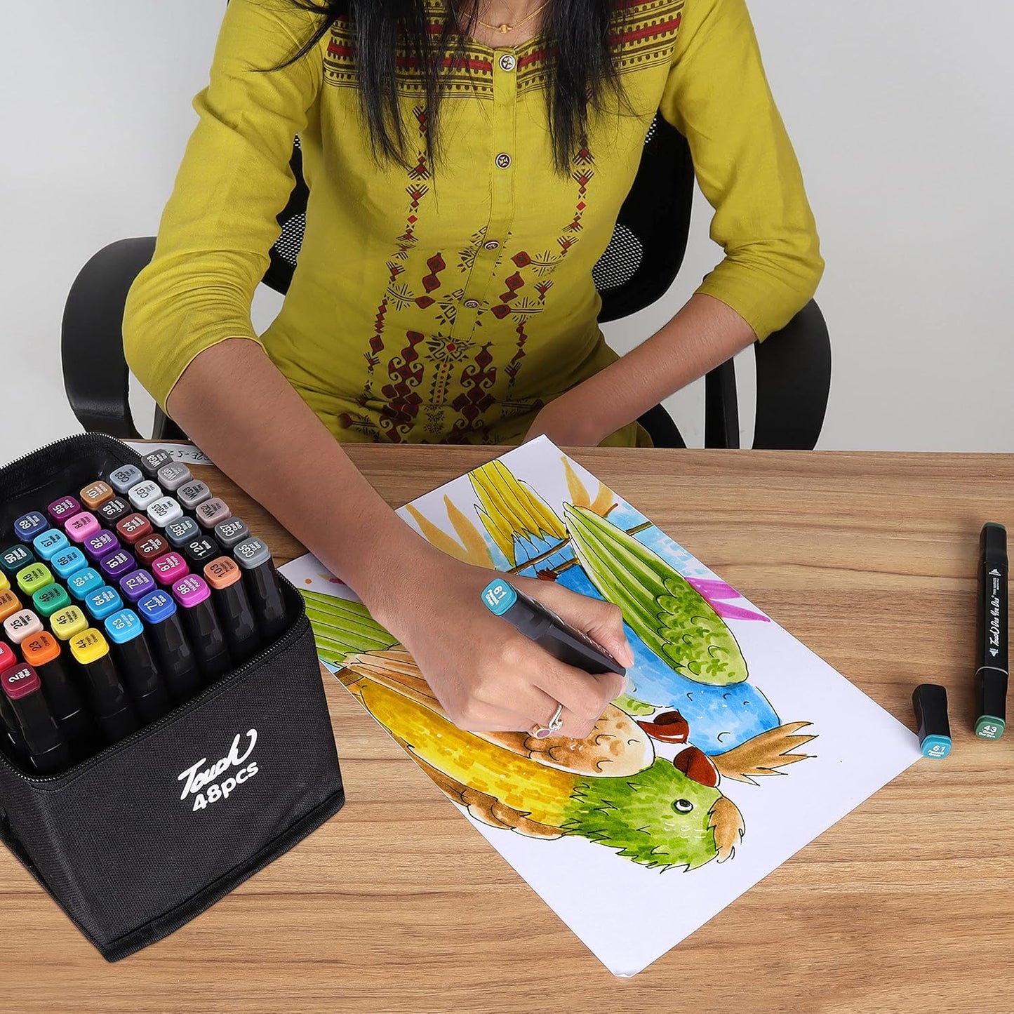 UK-0795 Touch Alcohol Markers 24 Professional Art Set - Double Ended Bendable Alcohol Based Ink Colors with Fine and Chisel Tip. Perfect for Artists