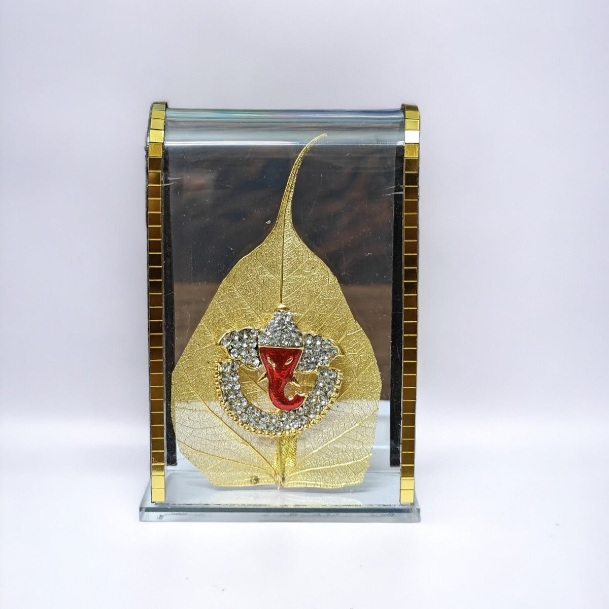 UK-0311 Car Dashboard Original pipal leaf with gold plated Idol Golden Lord Hindu Figurine Show peace Murti Idol Statue for office or home (MIX GOD )