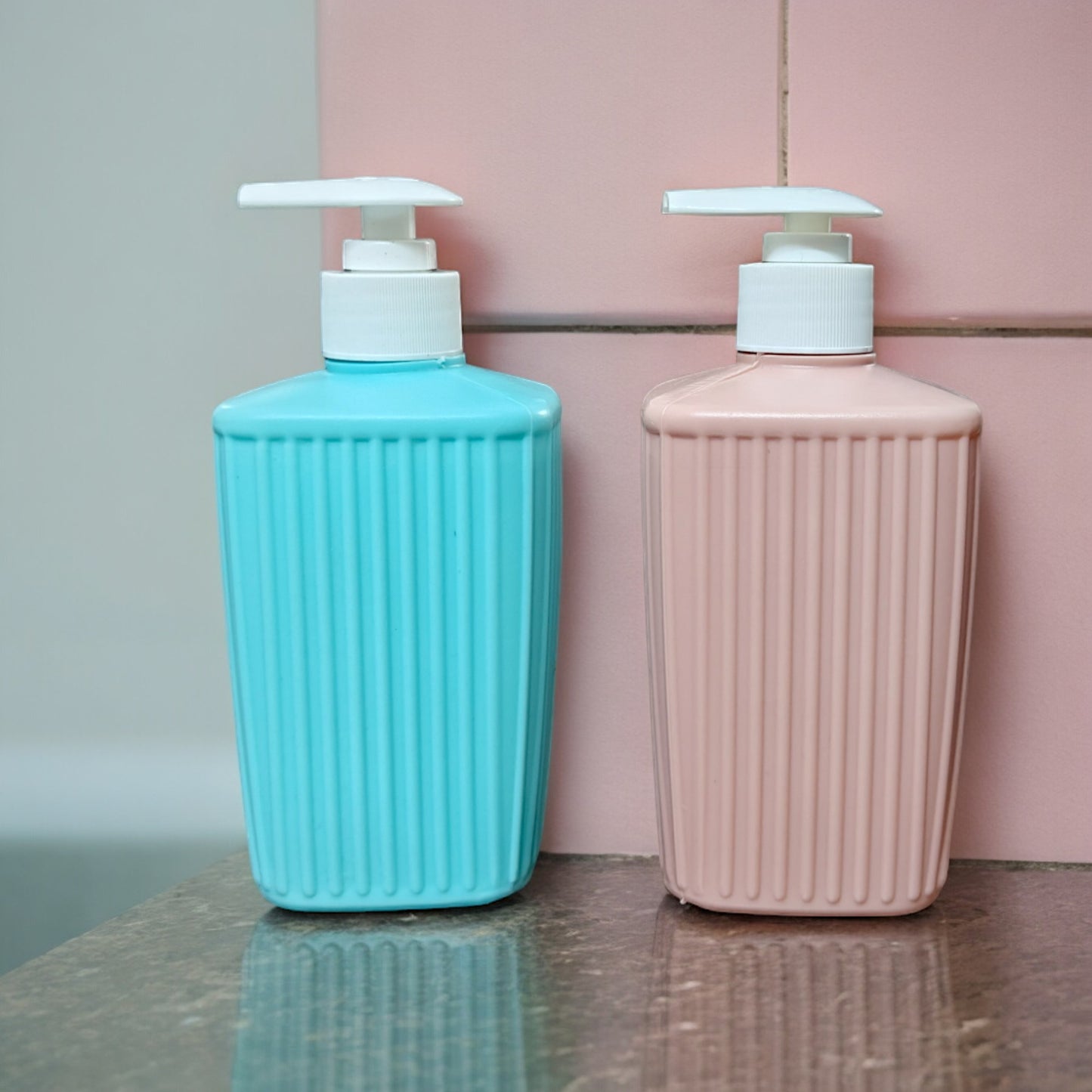 UK-0390 Liquid Hand wash Dispenser