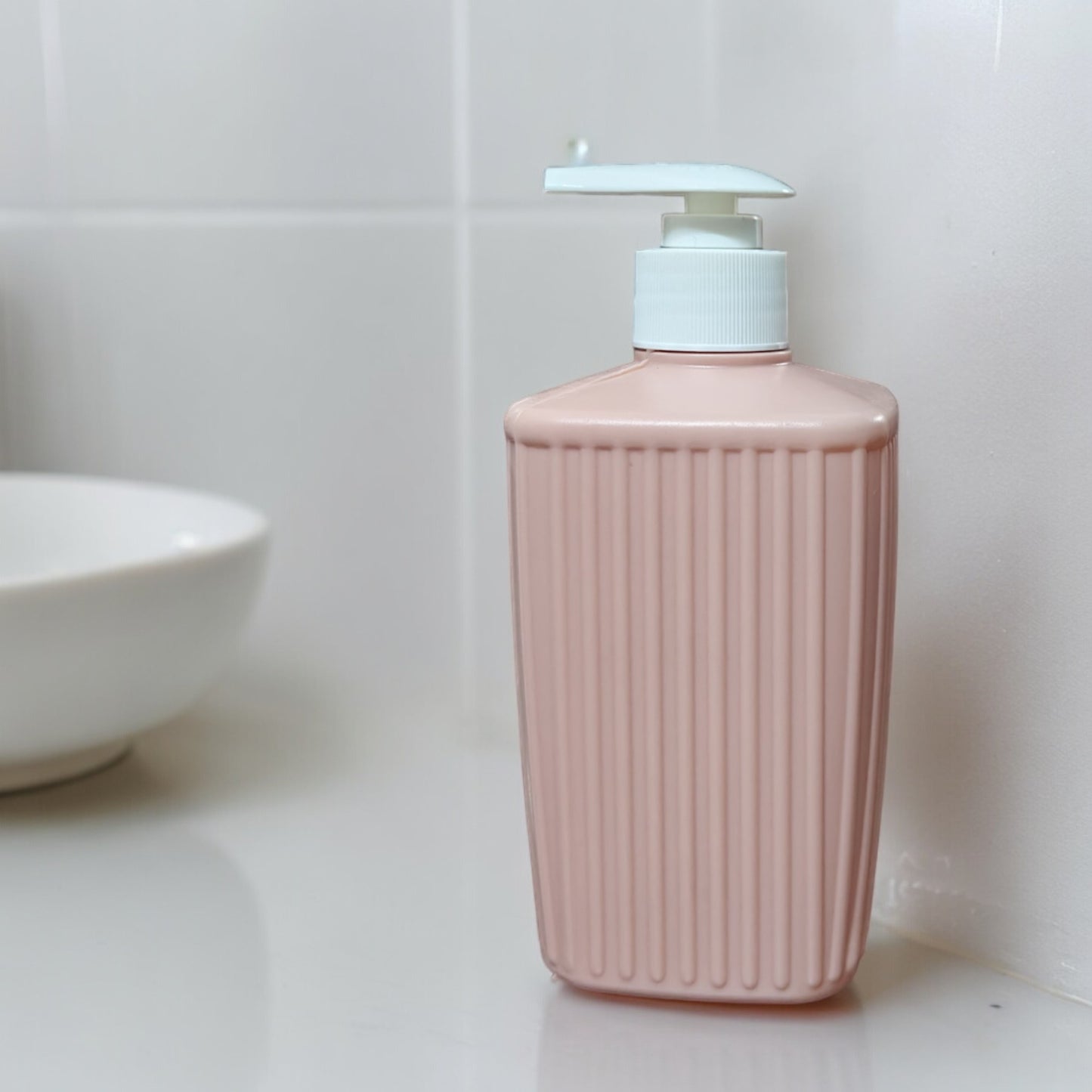 UK-0390 Liquid Hand wash Dispenser