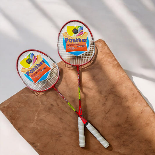 UK-0826 Strung Badminton Racket with Full Racket Cover | For Beginners | 130 grams | Maximum String Tension - 26lbs