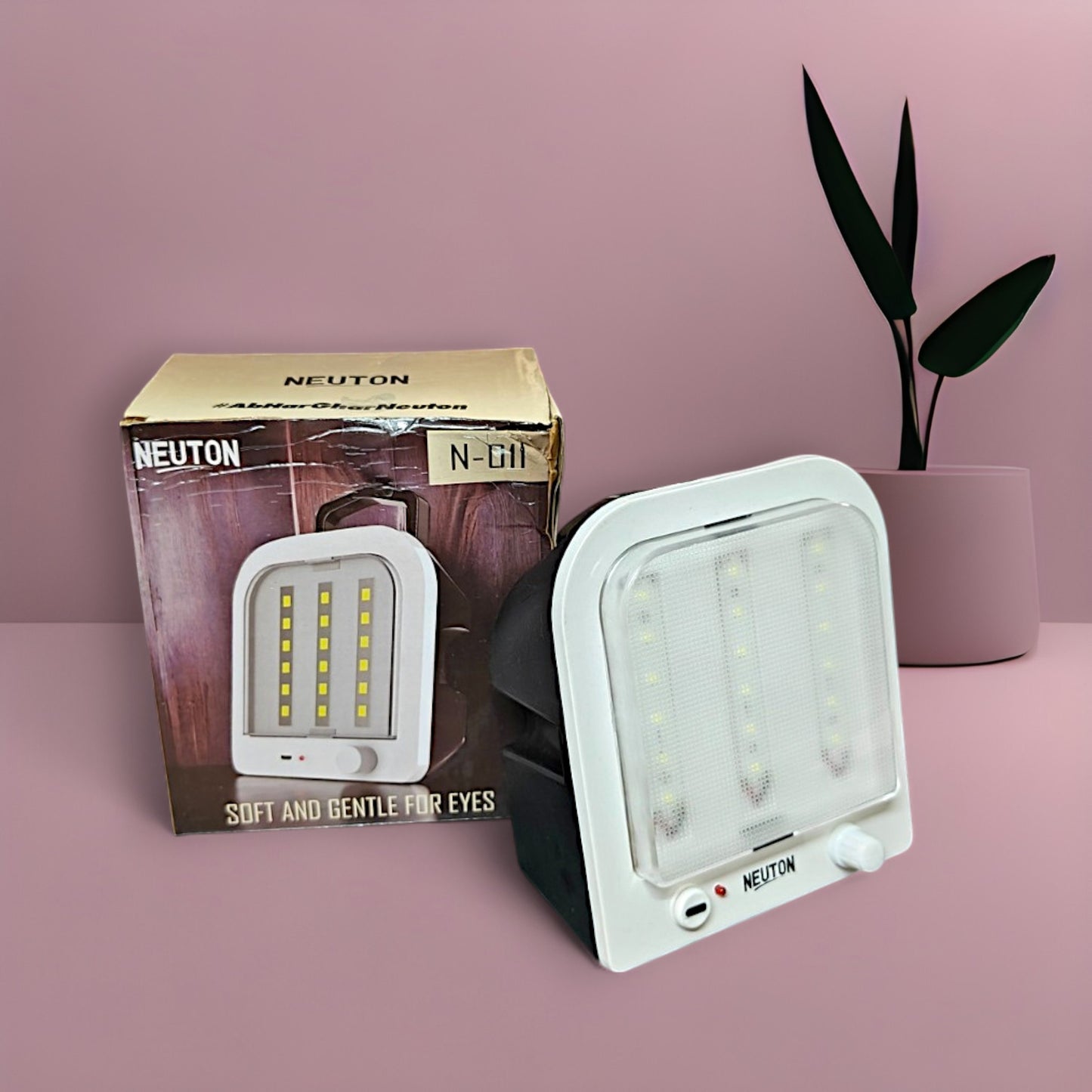UK-0890 Emergency Rechargeable Led Lantern with 1500 Mah Battery | 18 Individual Led Lights | Brightness Control Feature | in- Built Mobile Charging Point|8 Watt