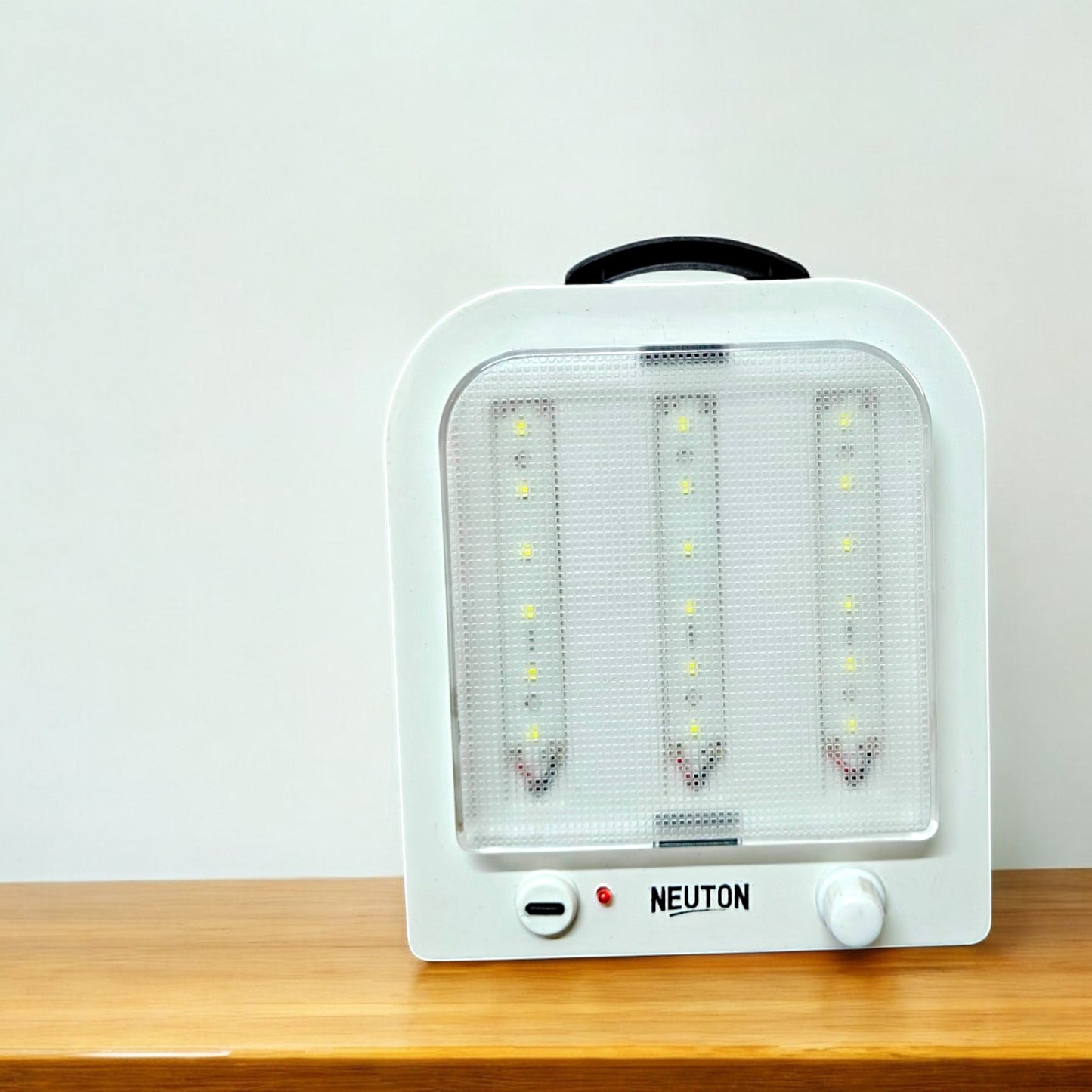 UK-0890 Emergency Rechargeable Led Lantern with 1500 Mah Battery | 18 Individual Led Lights | Brightness Control Feature | in- Built Mobile Charging Point|8 Watt
