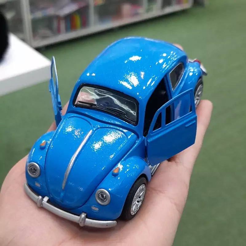 UK-0943 1:32 Scale 1967 Classic Beetle Die-Cast Car Model - Inertia-Powered Metal Toy Vehicle with Opening Doors - Vintage Collectible for Kids