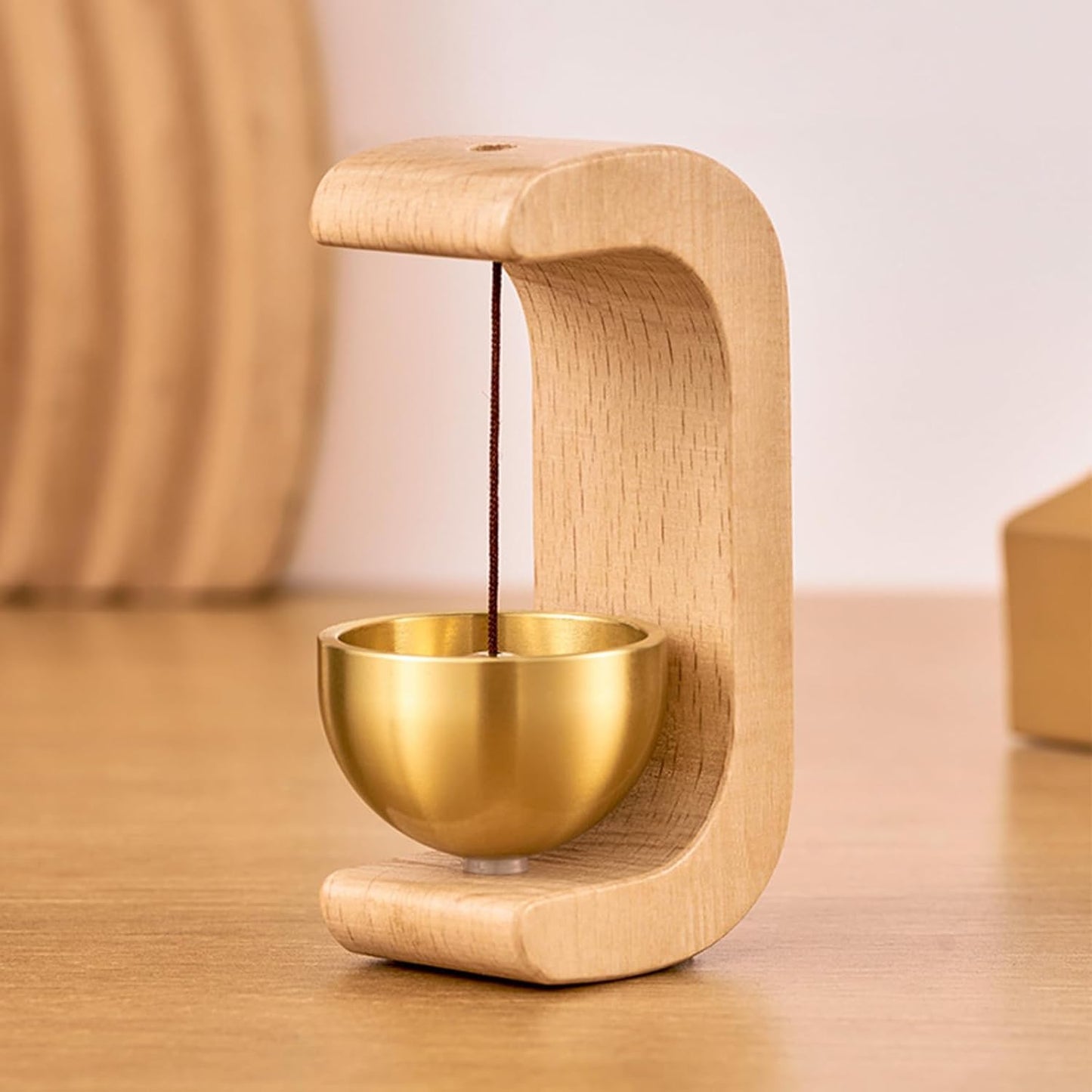 UK-0904 Wooden Door Chime with Brass Bell, Dopamine Door Bell for Home, Self-Adhesive Magnetic Doorbell, Serene Acoustic for Home & Shop, Shopkeepers Door Chime, Ideal Housewarming Gift