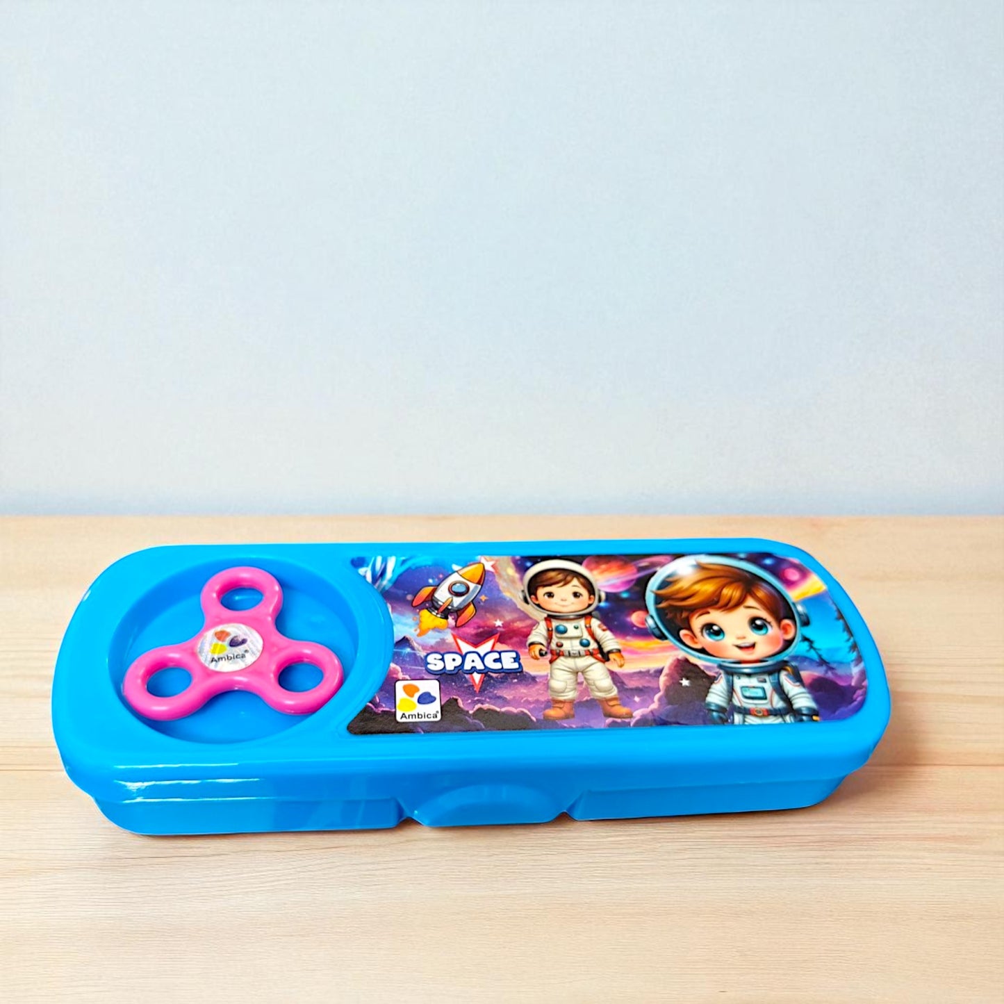 UK-0935 Spinner Pencil Box