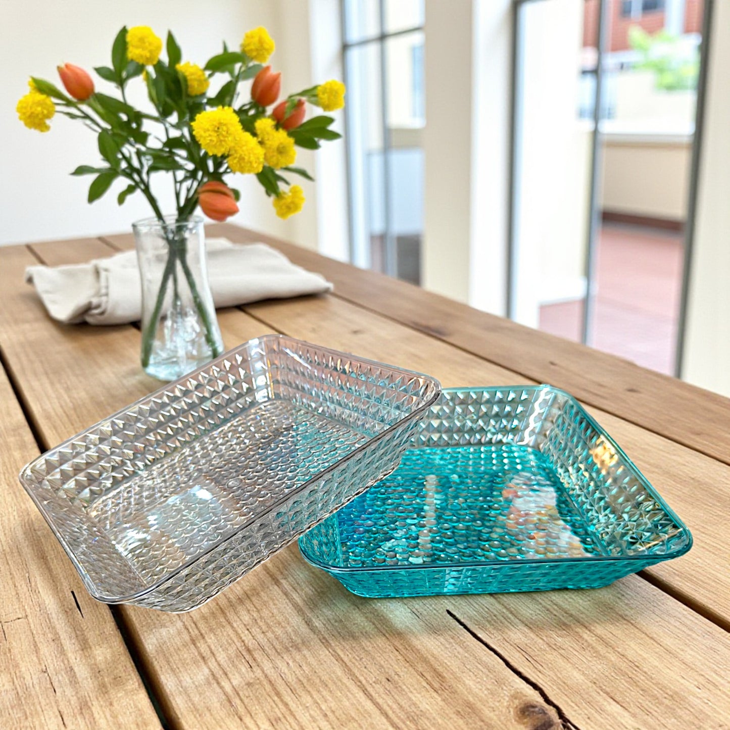 UK-1005 Square Crystal Glass Tray, Serving Tray, Fruit Tray MULTICOLOR  ( 9 X 9 INCH )