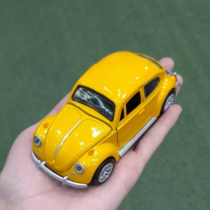 UK-0943 1:32 Scale 1967 Classic Beetle Die-Cast Car Model - Inertia-Powered Metal Toy Vehicle with Opening Doors - Vintage Collectible for Kids